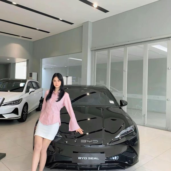 Sarah BYD Tangerang